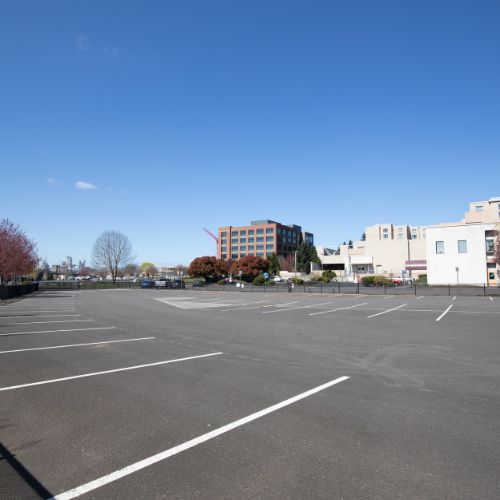 Parking lot combinational<br />
