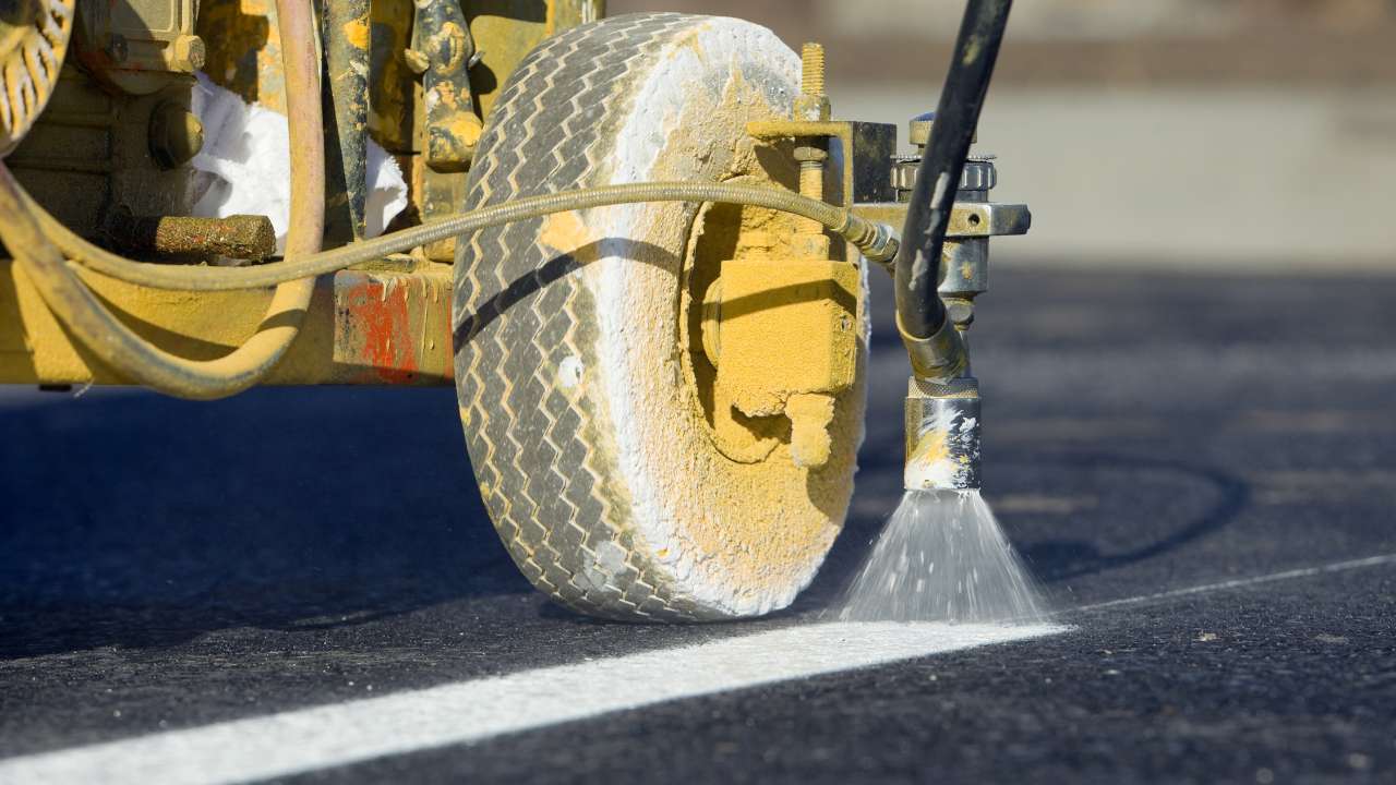 parking lot striping service